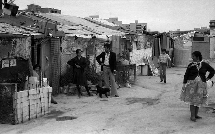 File:Chabolas in 1981.jpeg