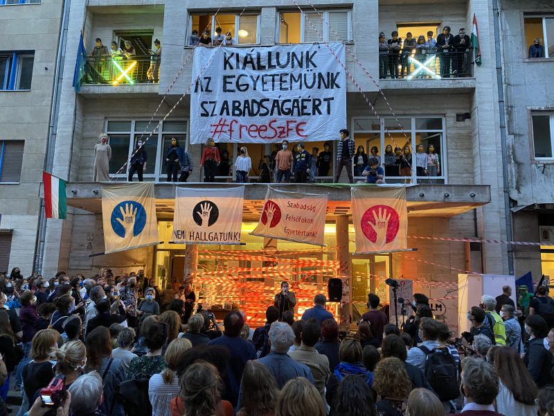 File:Modelváltás 1.jpg